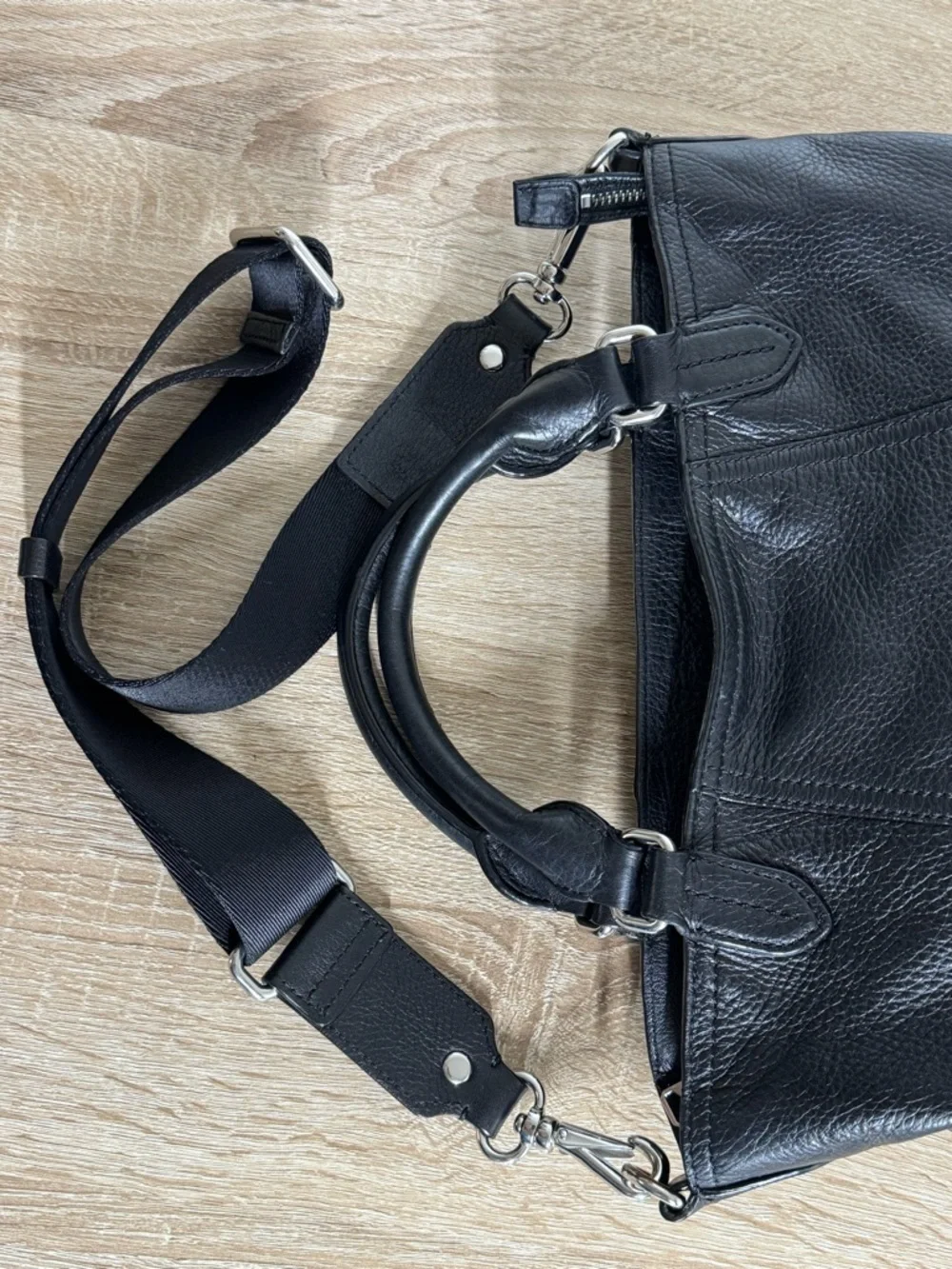 Lauren Ralph Lauren Black Pebbled Leather Tote 2-Way Satchel Bag